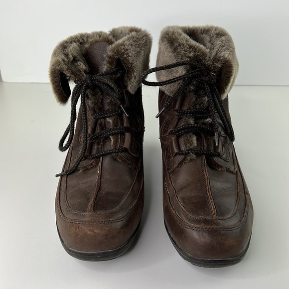 Aqua Collège Women's Leather Winter  Boot - Picture 9 of 9